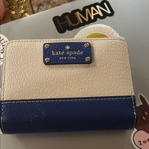 BEAUTIFUL OMA ONLY Kate Spade Cream and Blue Card Holder